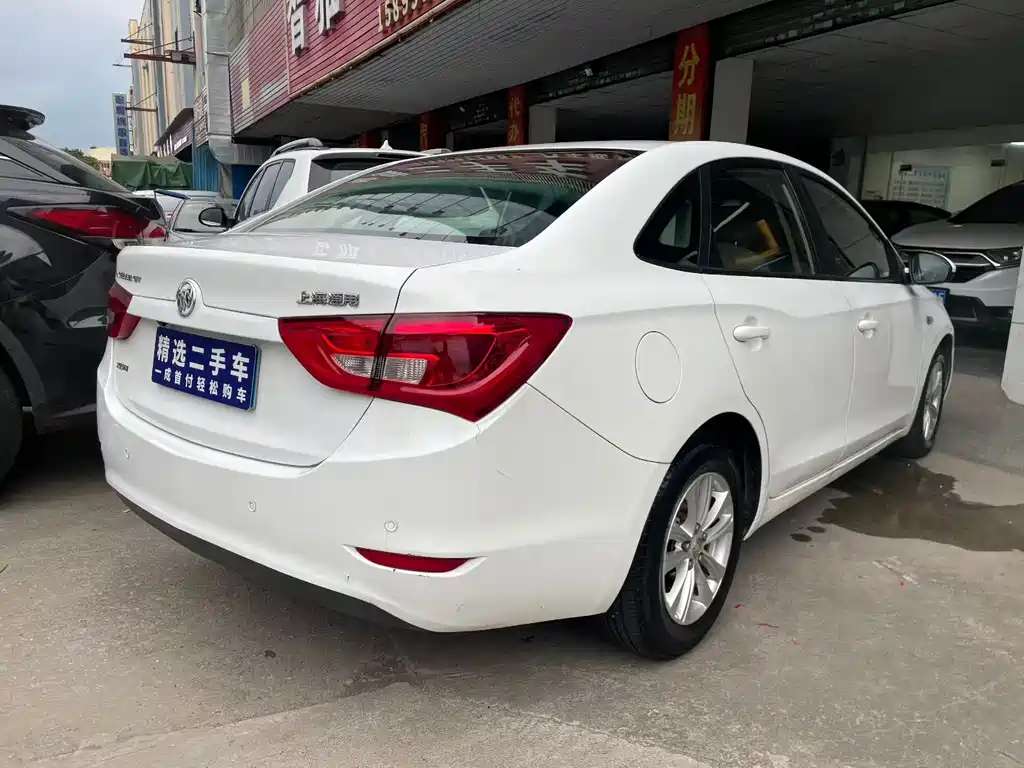 Buick Excelle — миниатюра 3