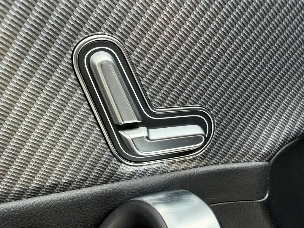 Mercedes-Benz A-Class — миниатюра 12