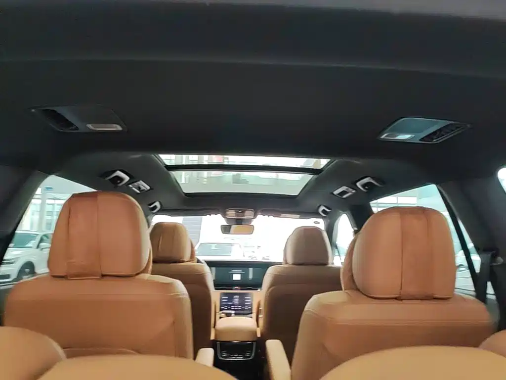 Li Auto Li ONE — миниатюра 18