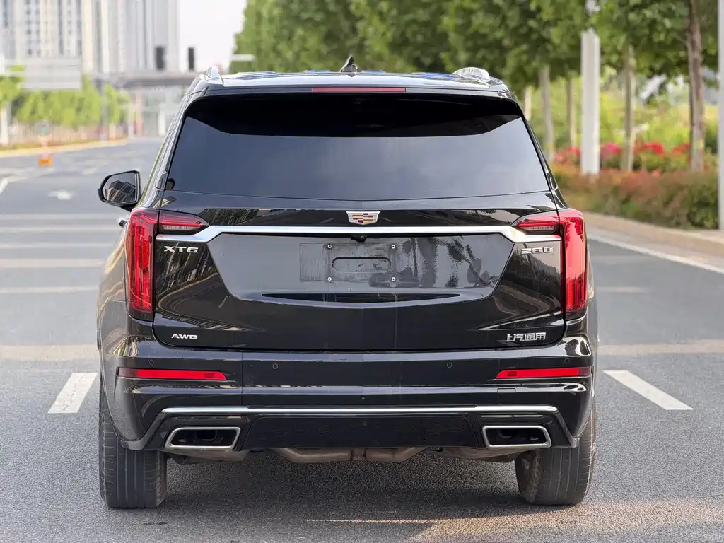 Cadillac XT6 2022 2.0T мест