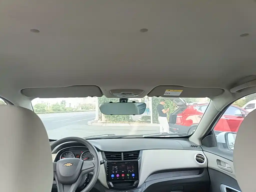 Chevrolet Sail — миниатюра 18