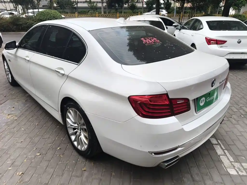 BMW 5 Series — миниатюра 5