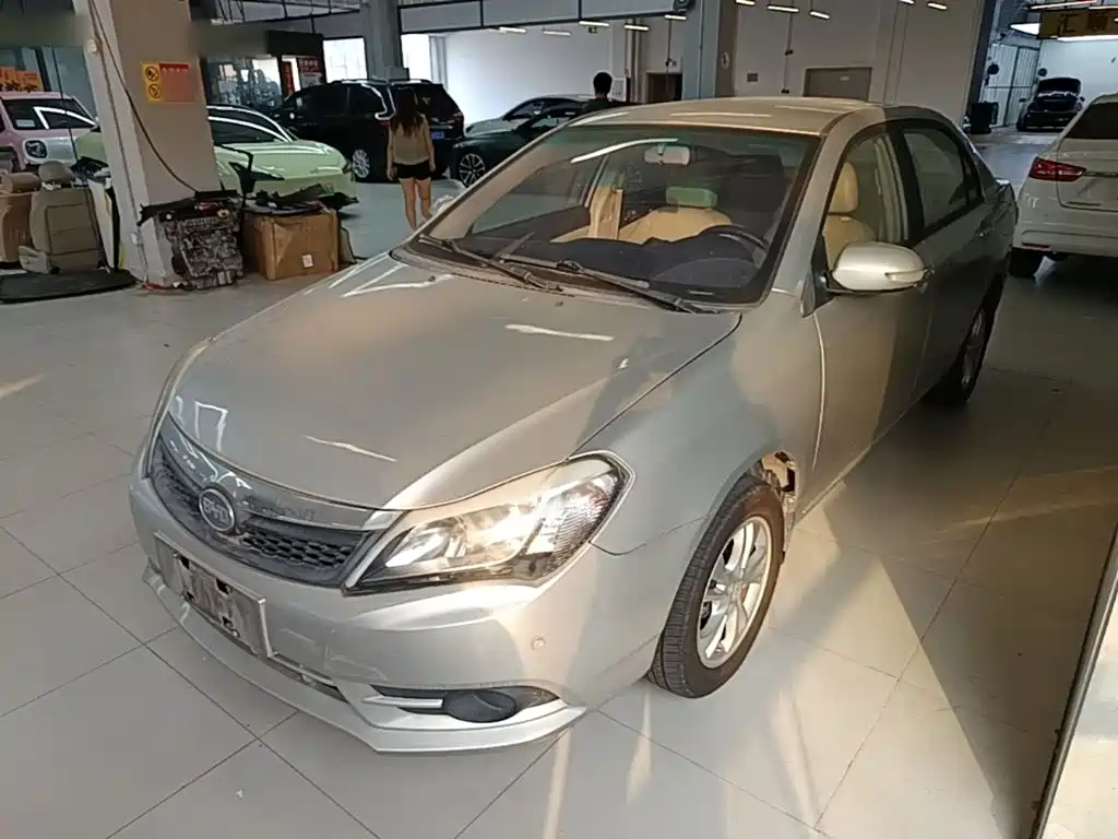 BYD F3