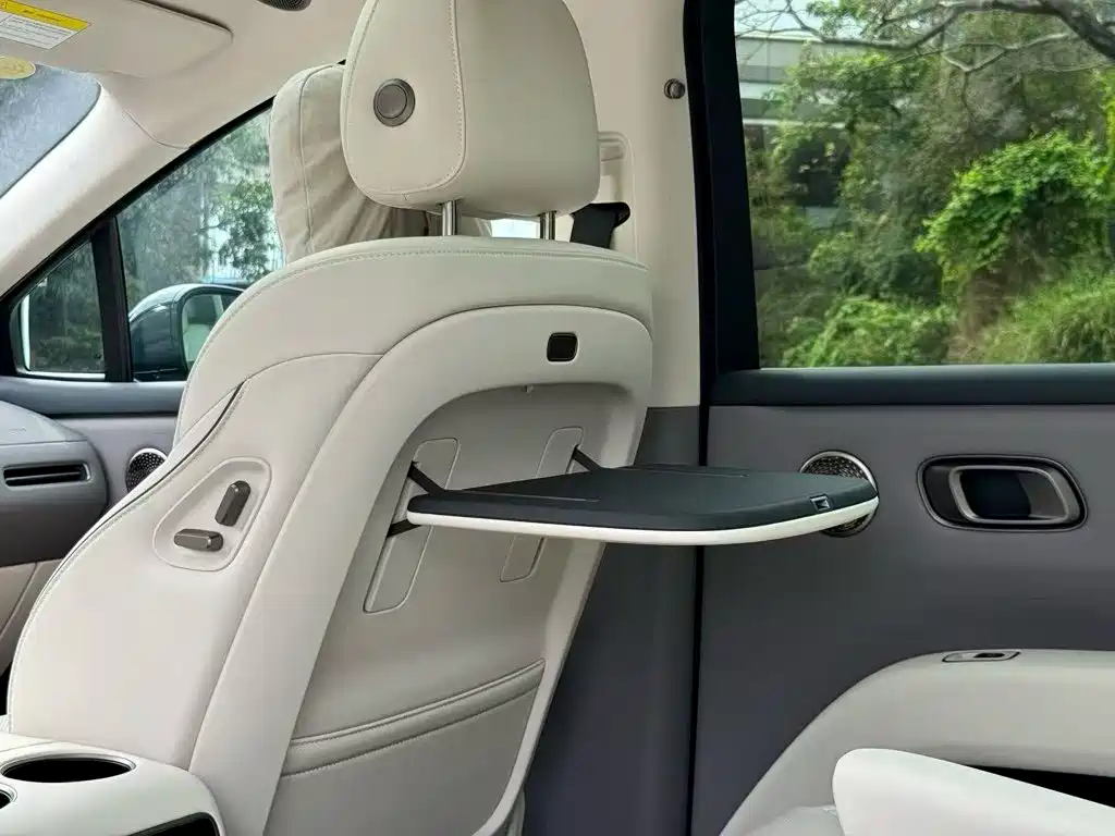 Li Auto Идеальный I8 — миниатюра 9