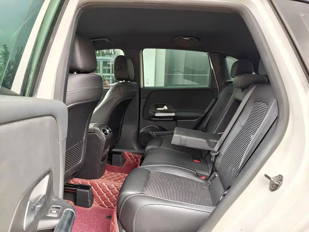 Mercedes-Benz B-Class — миниатюра 19