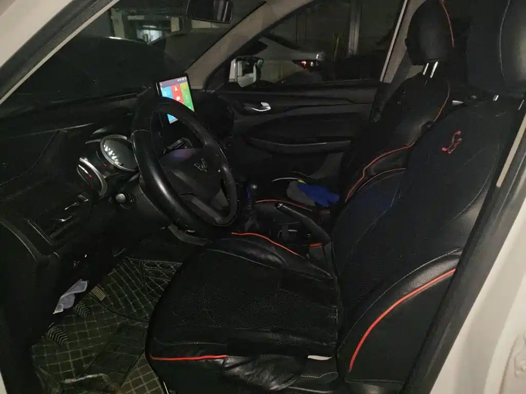 Wuling Hongguang S3 — миниатюра 11