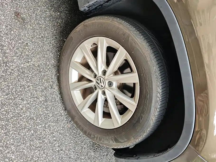 Volkswagen Tiguan — миниатюра 6