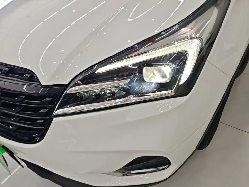 Buick Envision Plus — миниатюра 24