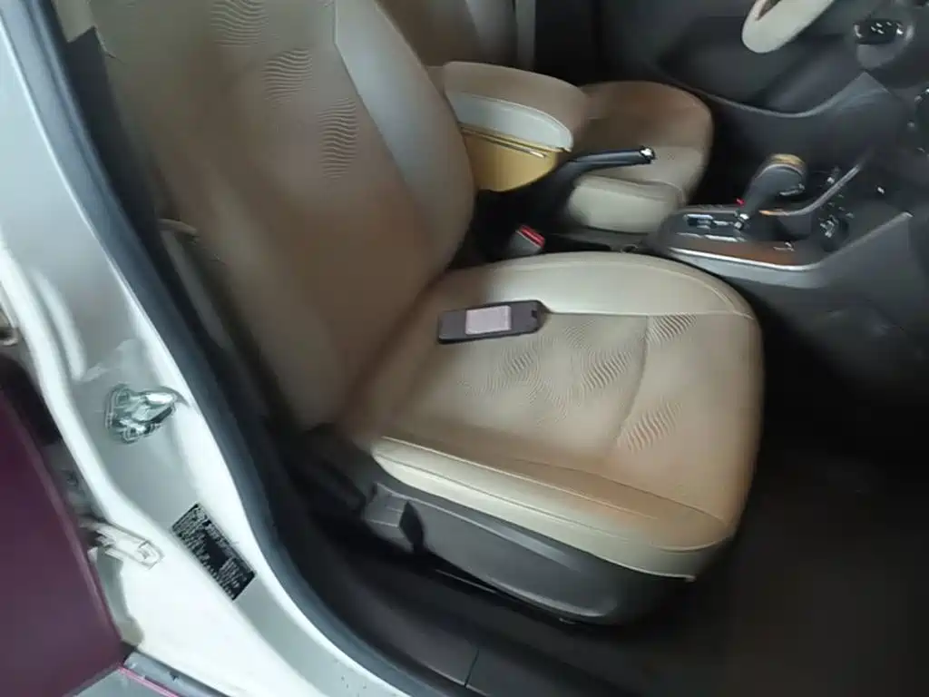 Chevrolet Cruze — миниатюра 25