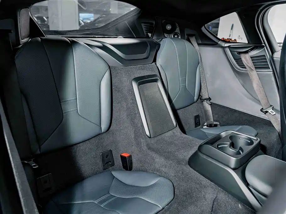 BMW i8 — миниатюра 29