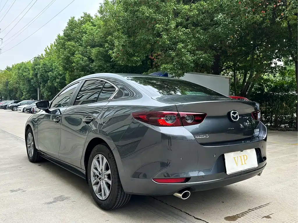 Mazda 3 Axela — миниатюра 13