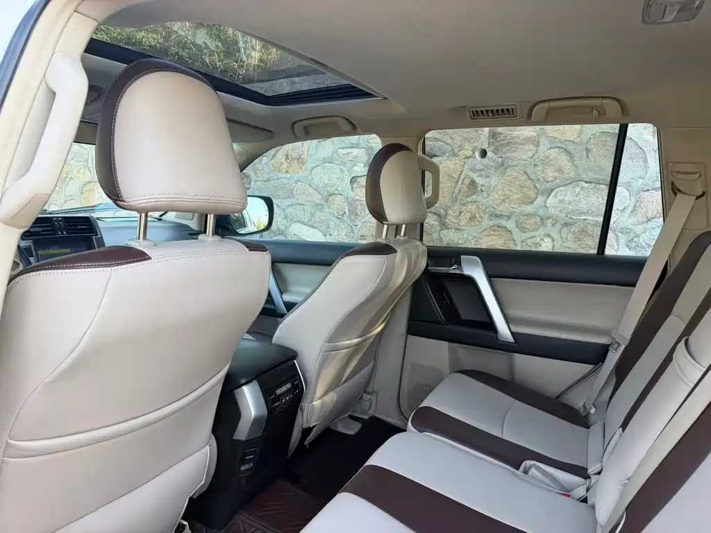 Toyota Prado — миниатюра 16