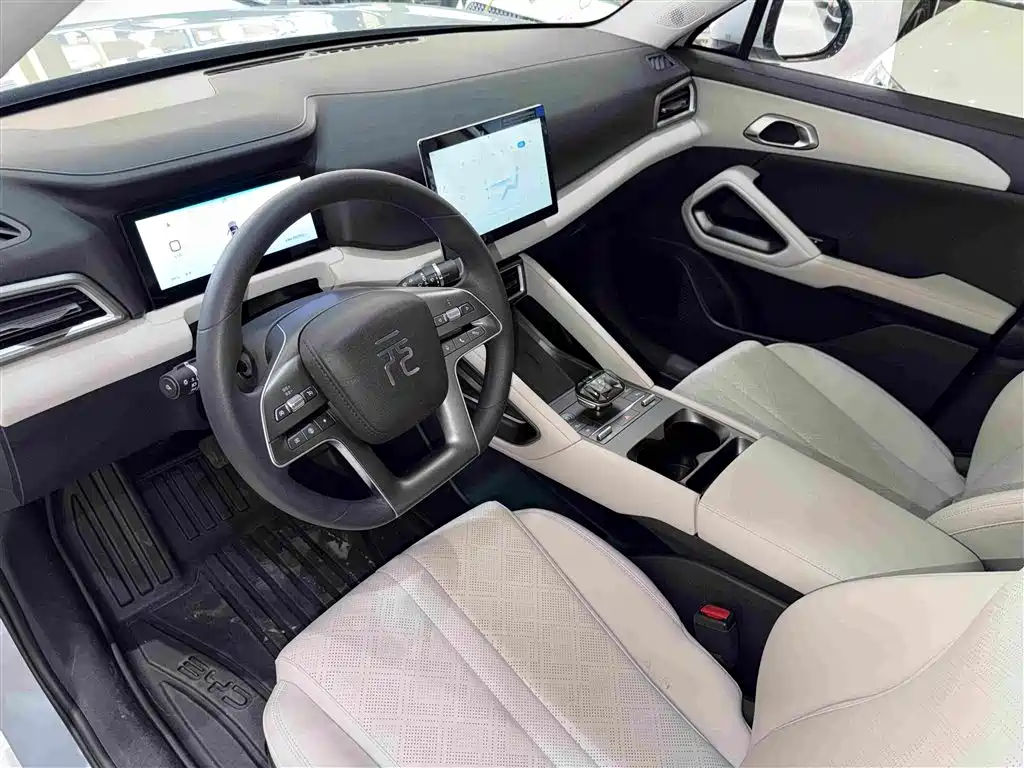 BYD Yuan UP — миниатюра 11