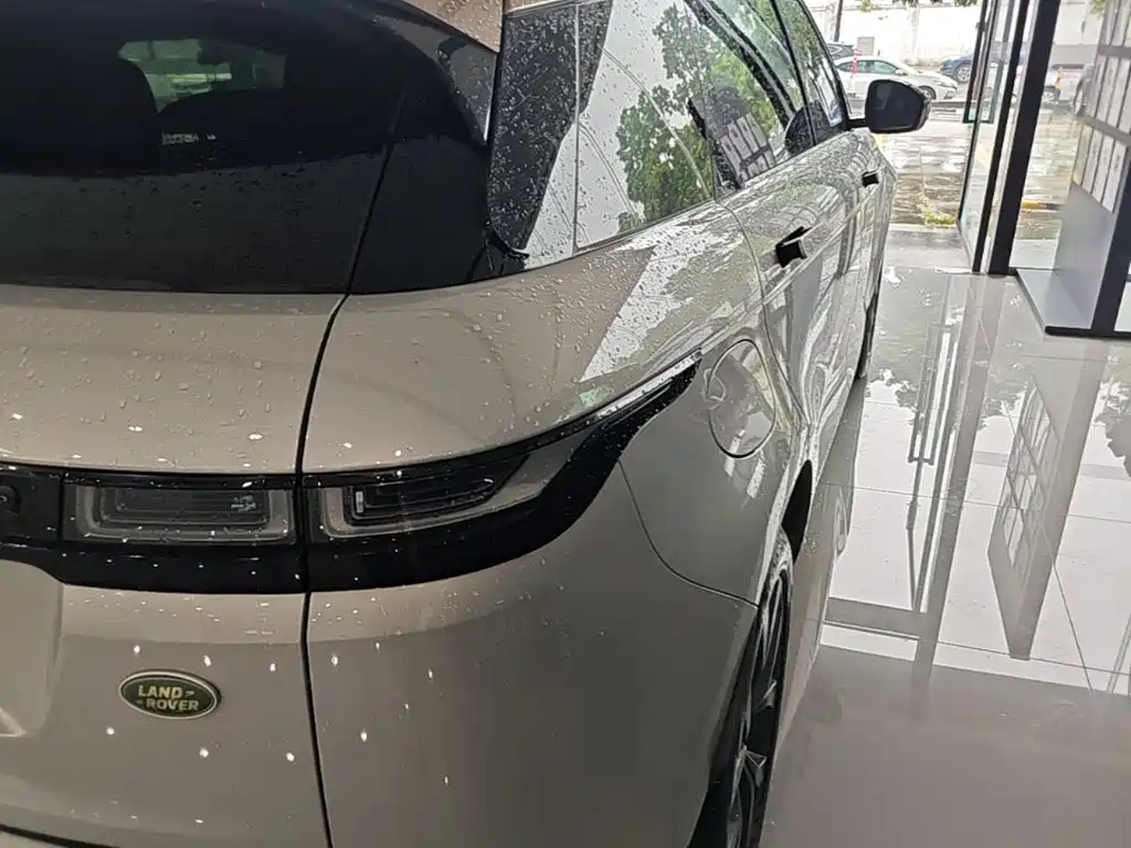 Land Rover Evoque — миниатюра 8