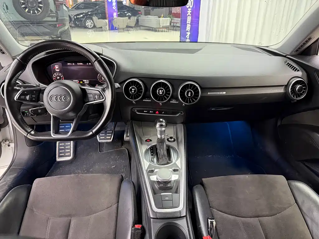 Audi TT — миниатюра 3