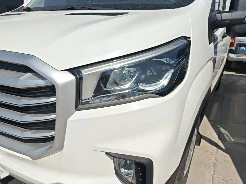 Maxus V90 — миниатюра 24