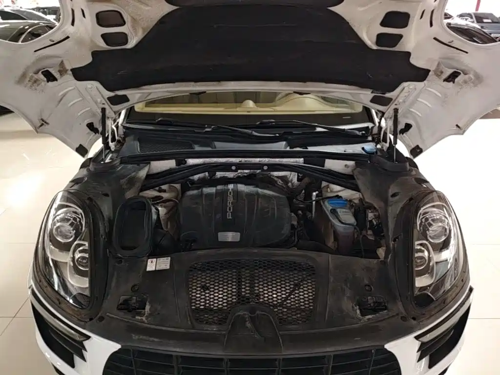 Porsche Macan — миниатюра 20