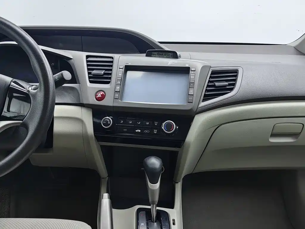 Honda Civic — миниатюра 12