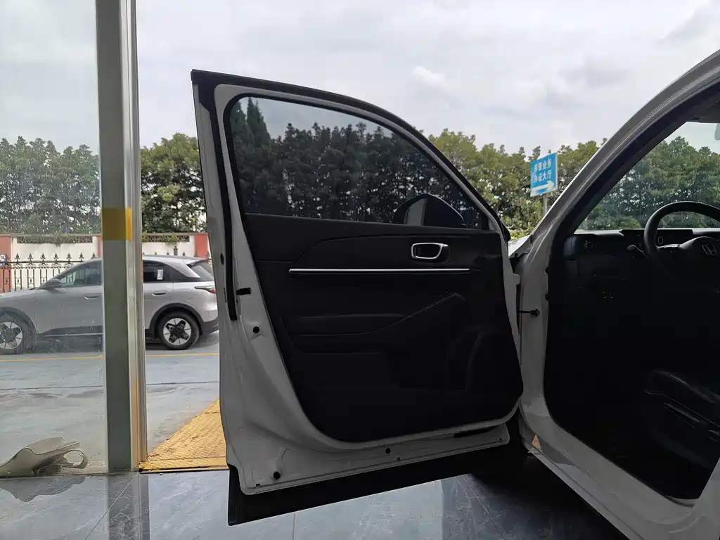 Honda e:NS1 — миниатюра 8