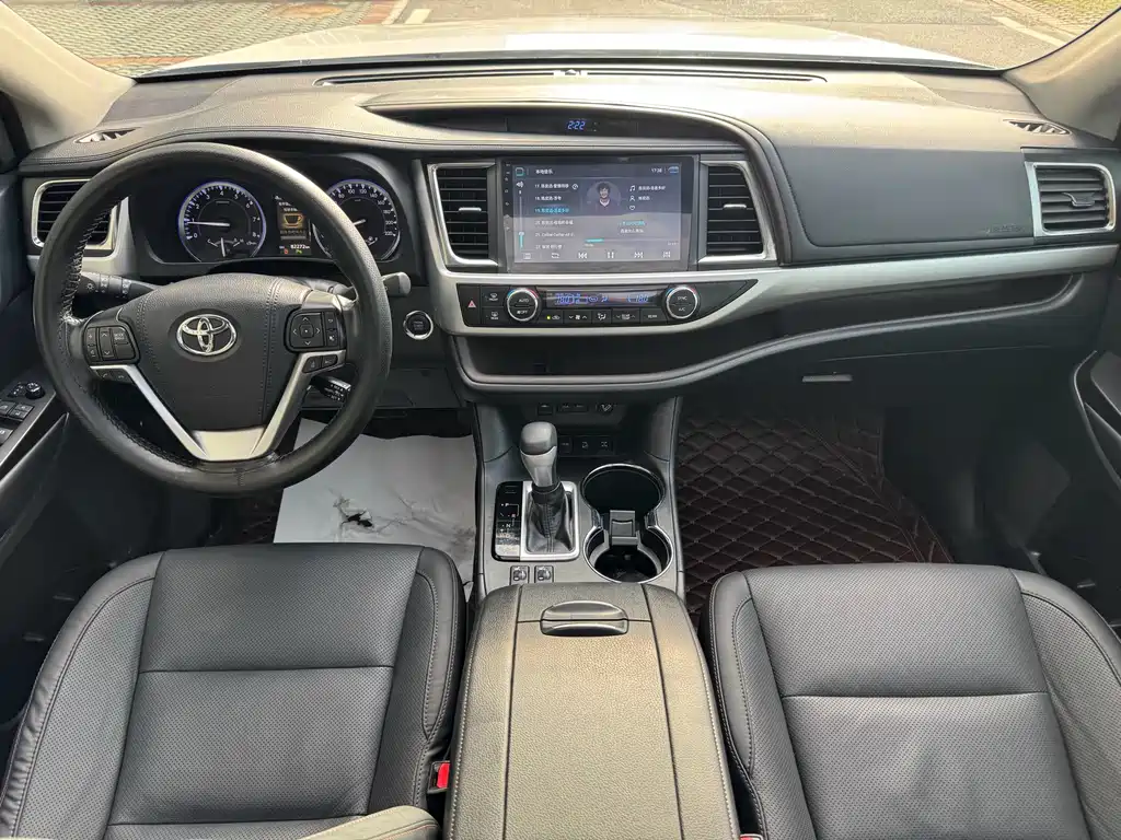 Toyota Highlander — фотографии объявления, Фото 18