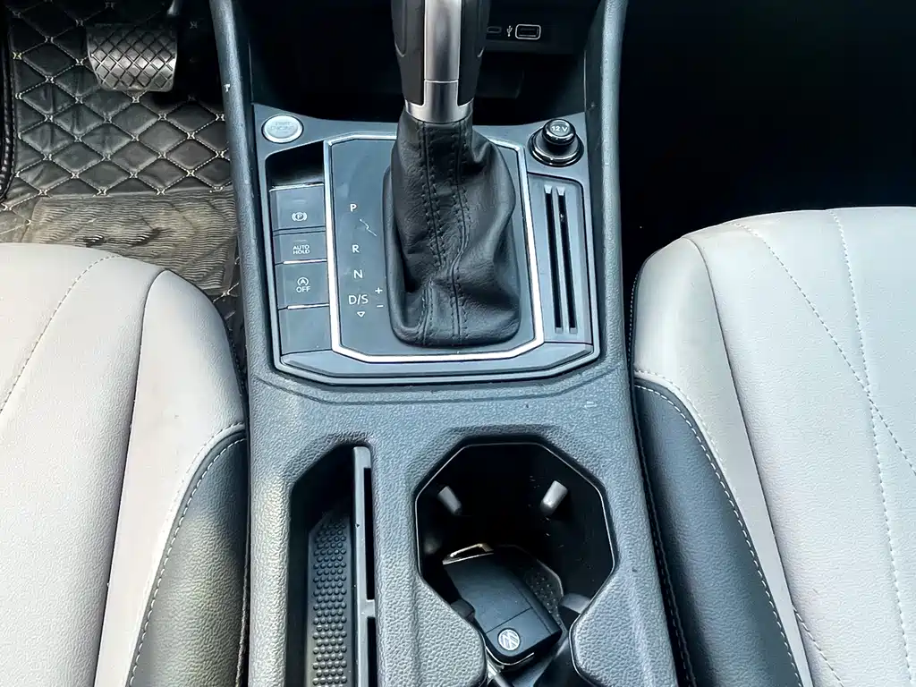 Volkswagen Lavida — миниатюра 11