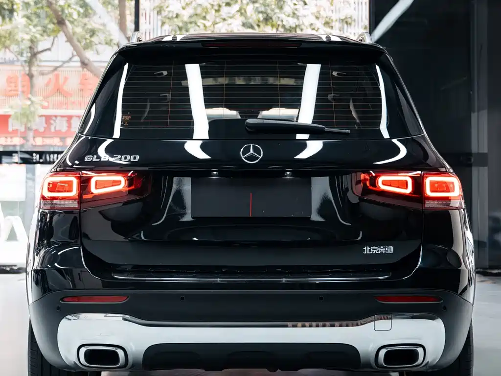 Mercedes-Benz GLB — миниатюра 4