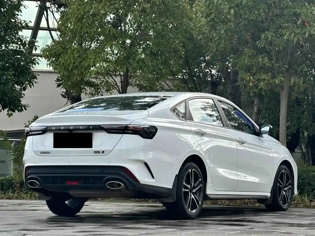 Geely Binrui — миниатюра 10