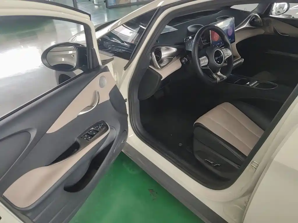 BYD Dolphin — миниатюра 16