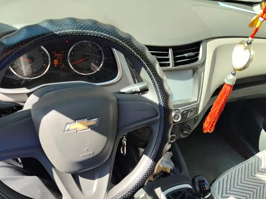 Chevrolet Sail — миниатюра 12