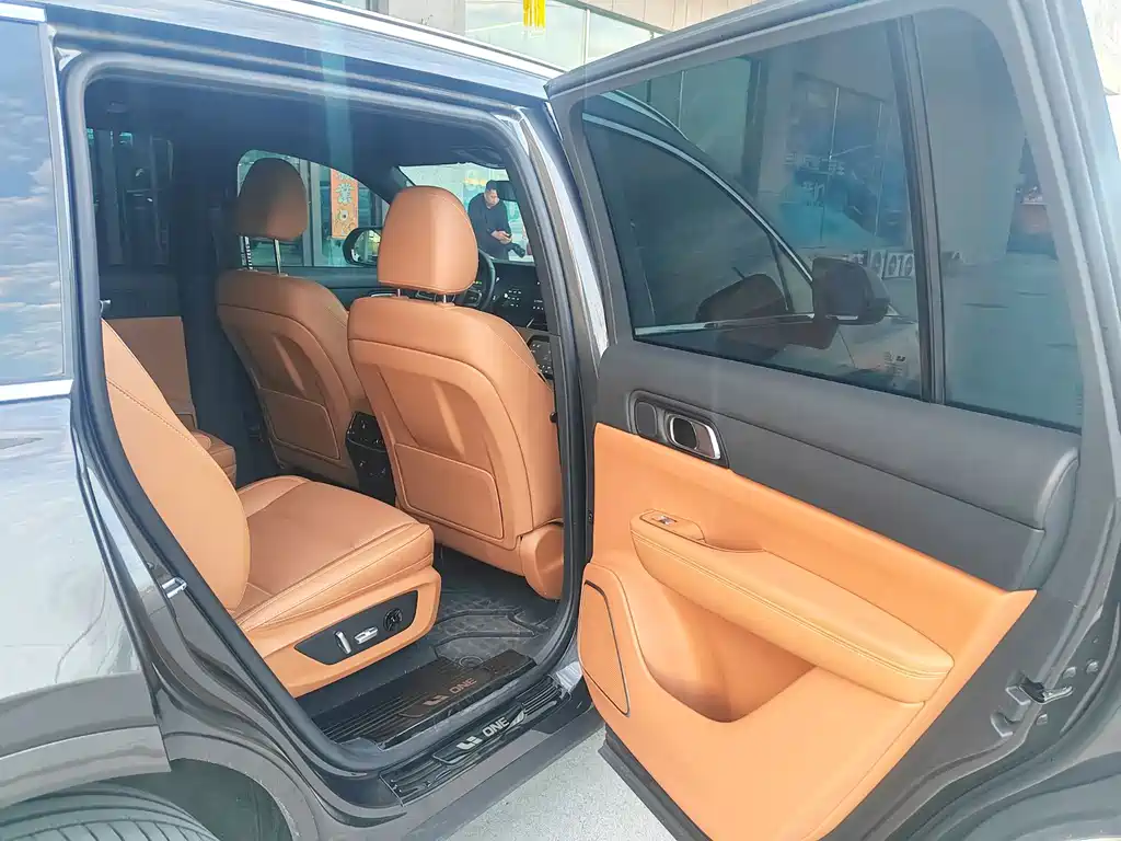 Li Auto Li ONE — миниатюра 8