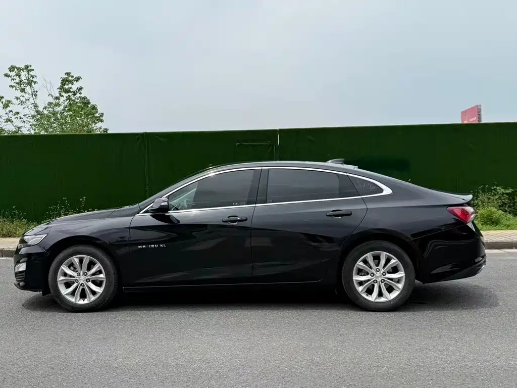Chevrolet Malibu XL — миниатюра 7