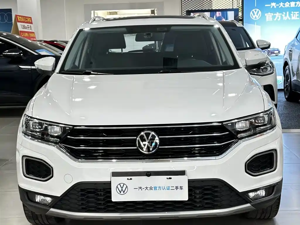 Volkswagen T-Roc — миниатюра 18
