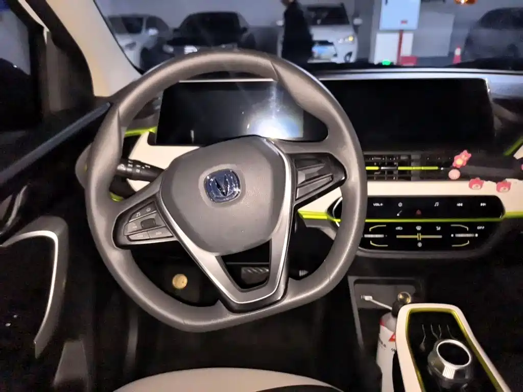 Changan Benben E-Star — миниатюра 6