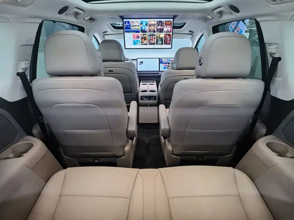 Li Auto i8 2025 Standard