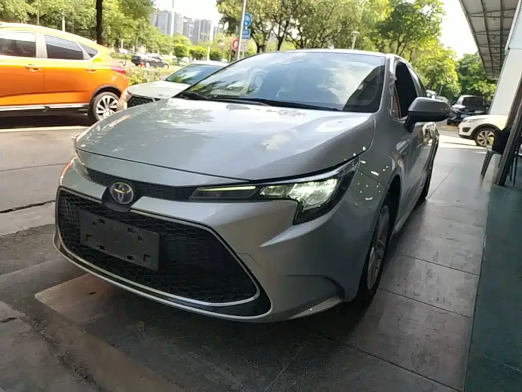 Toyota Corolla Levin 2021 1.8H E-CVT Luxury