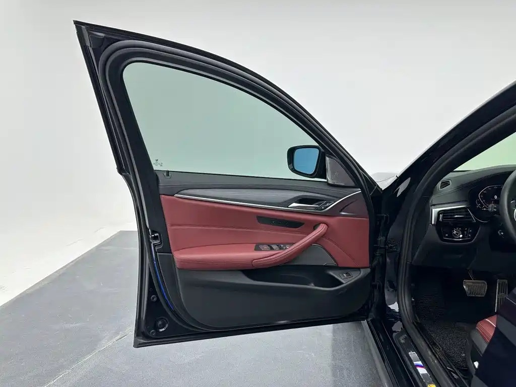 Mercedes-Benz EQE — миниатюра 11