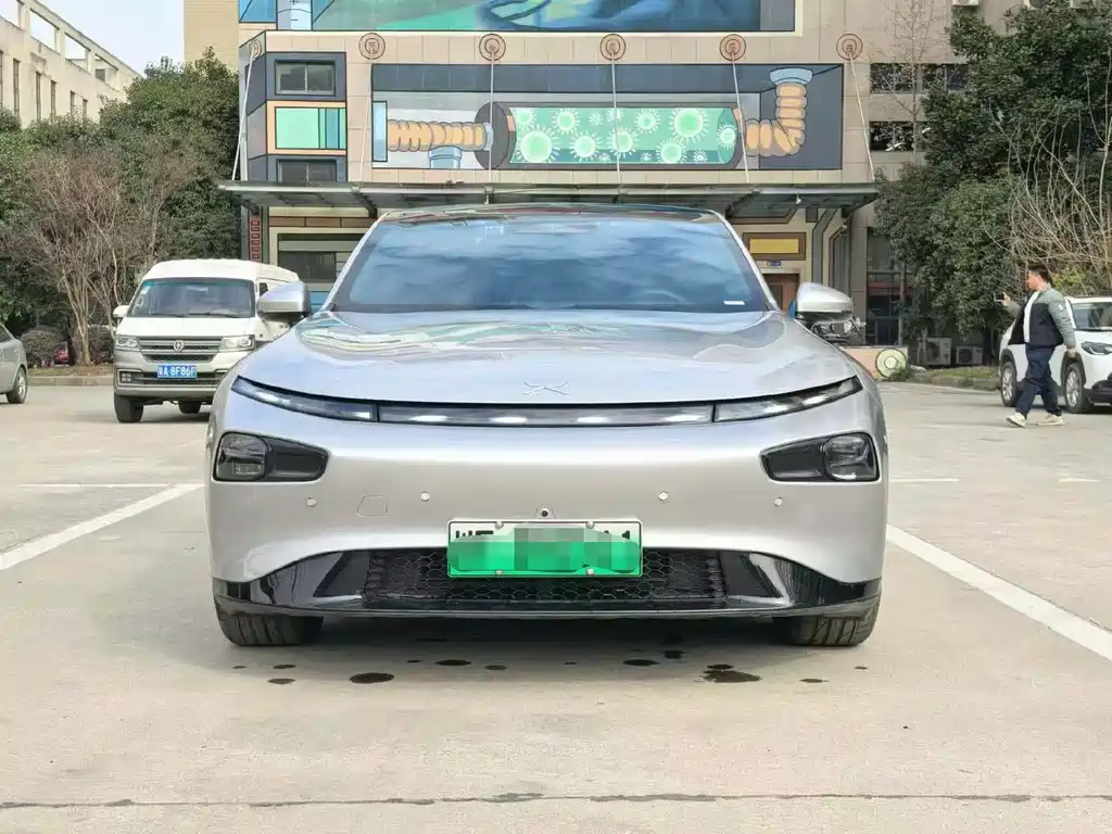 XIAOPENG P7
