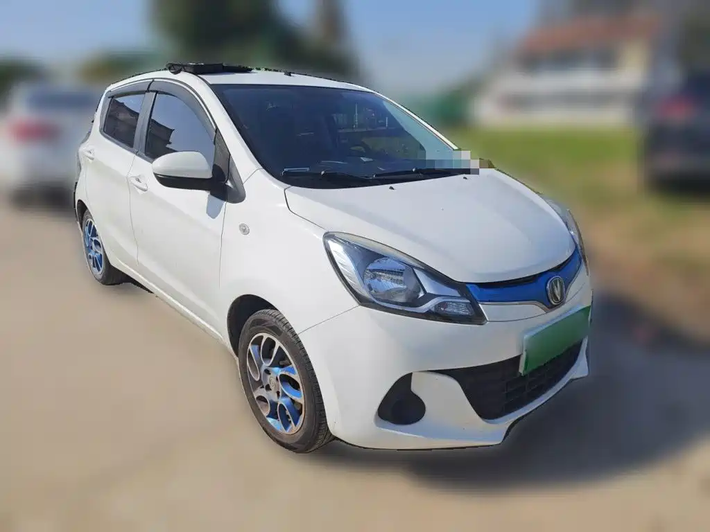 Changan EV — миниатюра 3