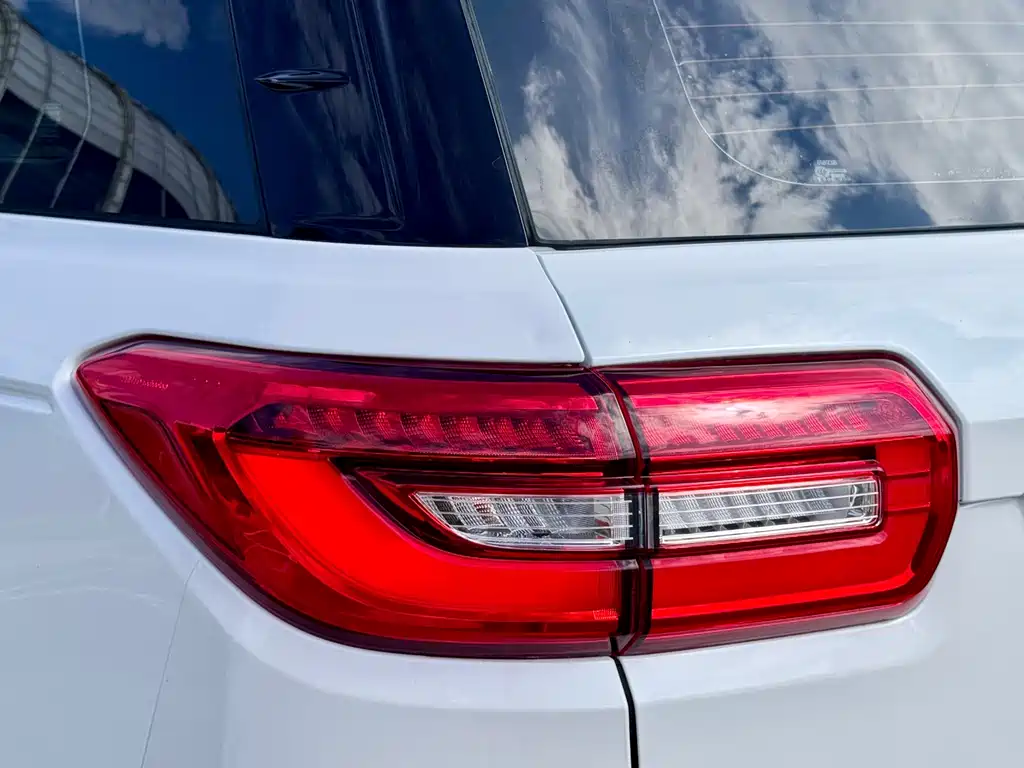 Changan CS95 — миниатюра 23