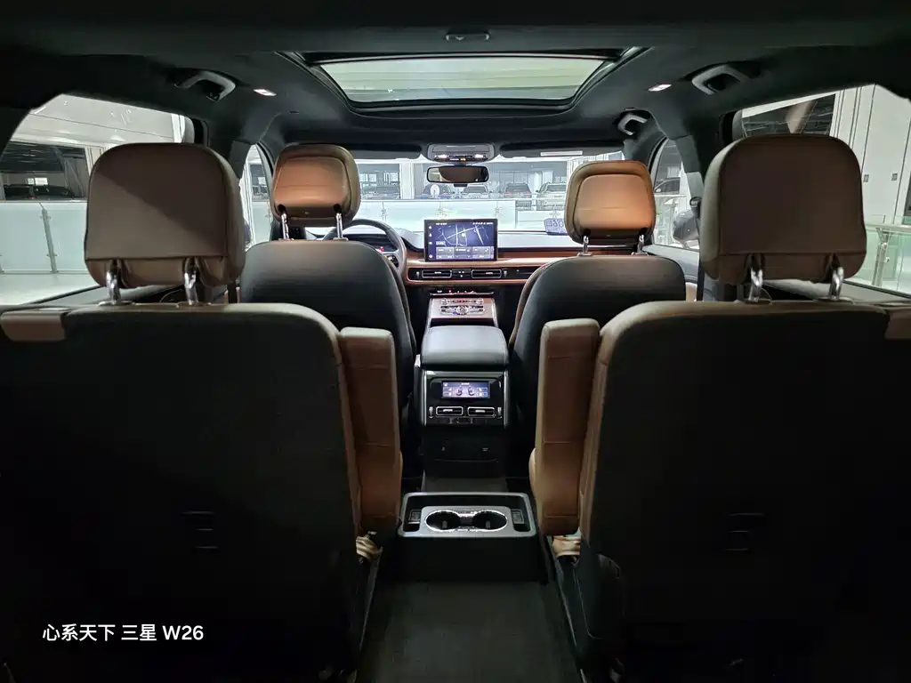 Lincoln Aviator — миниатюра 15