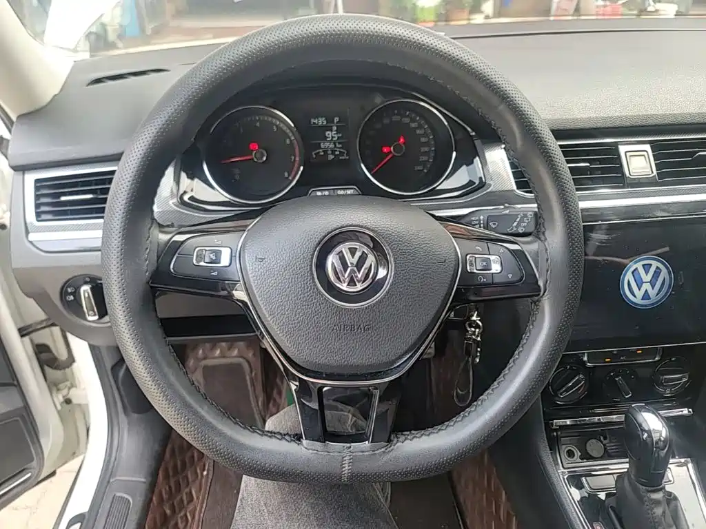 Volkswagen C-Trek — миниатюра 11