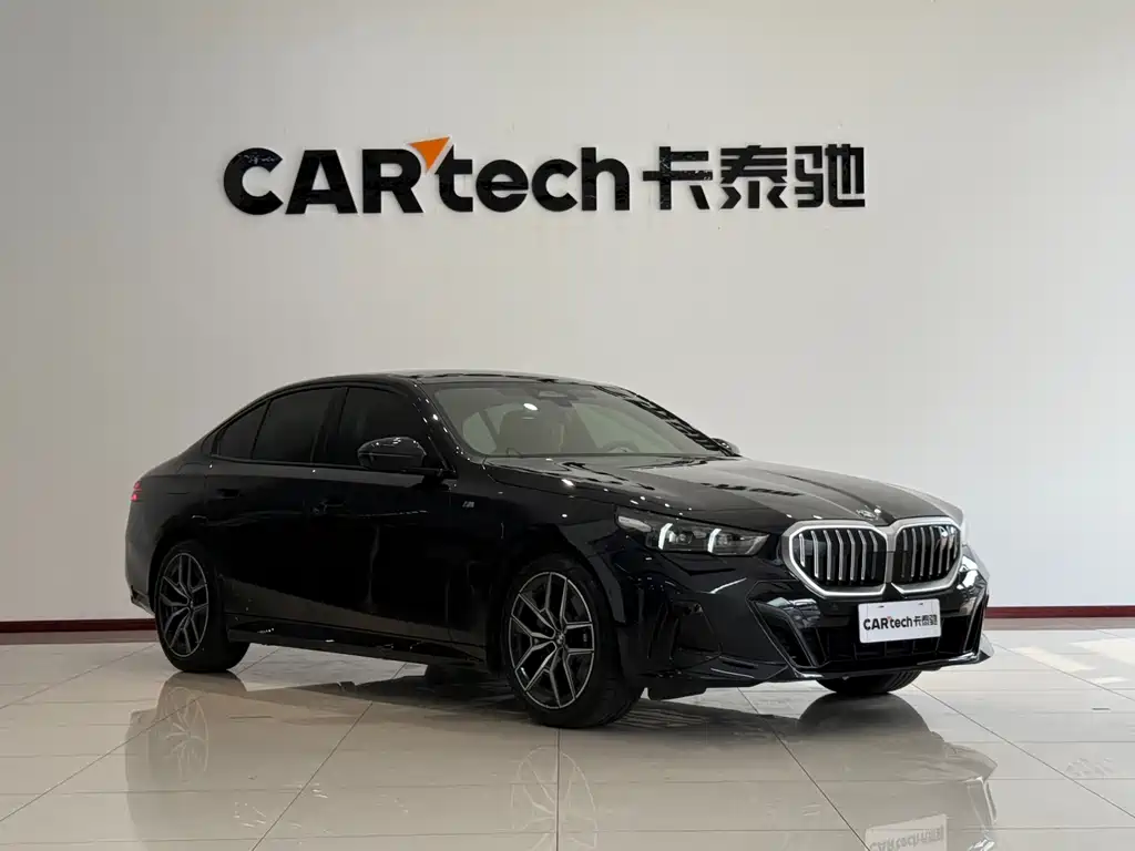 BMW 5 Series (Import) — миниатюра 3