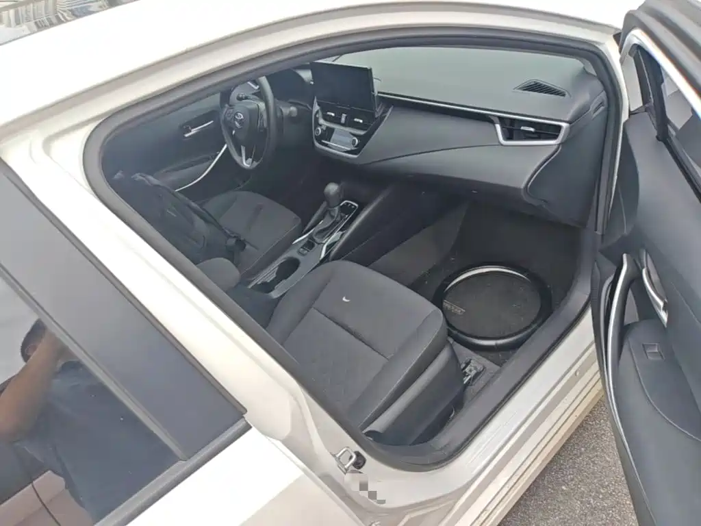 Toyota Corolla — миниатюра 9