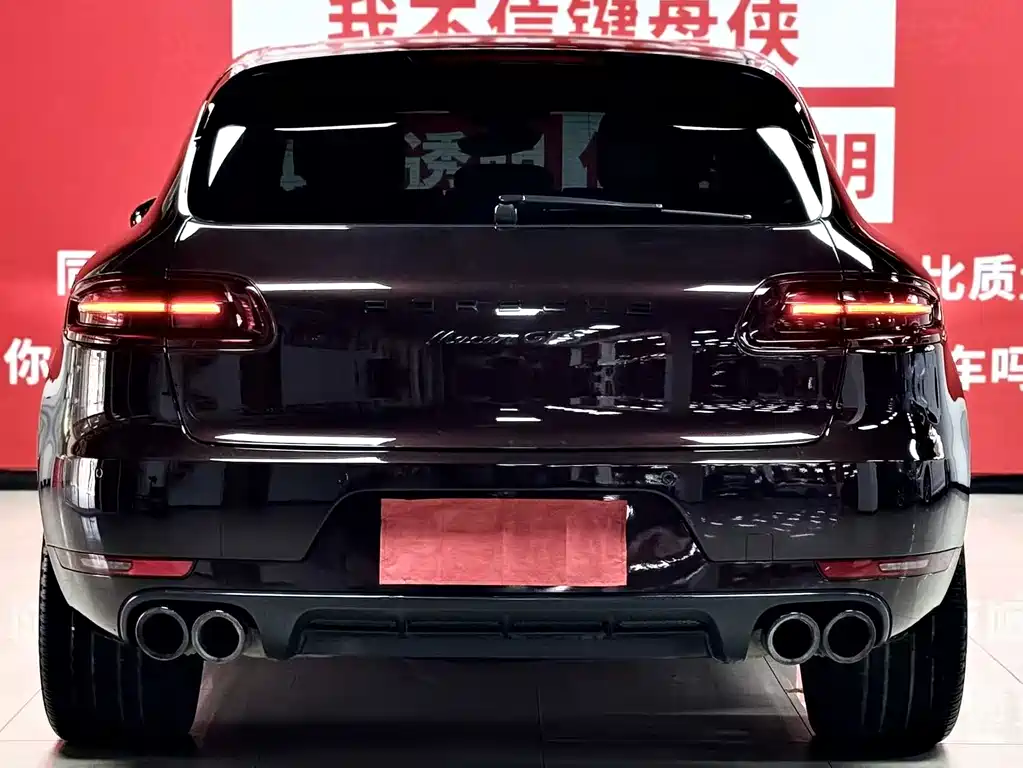 Porsche Macan — миниатюра 5
