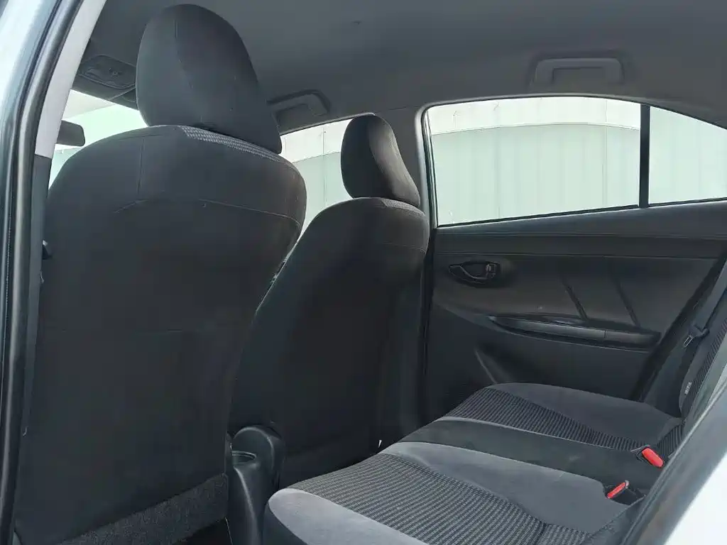 Toyota Vios — миниатюра 9