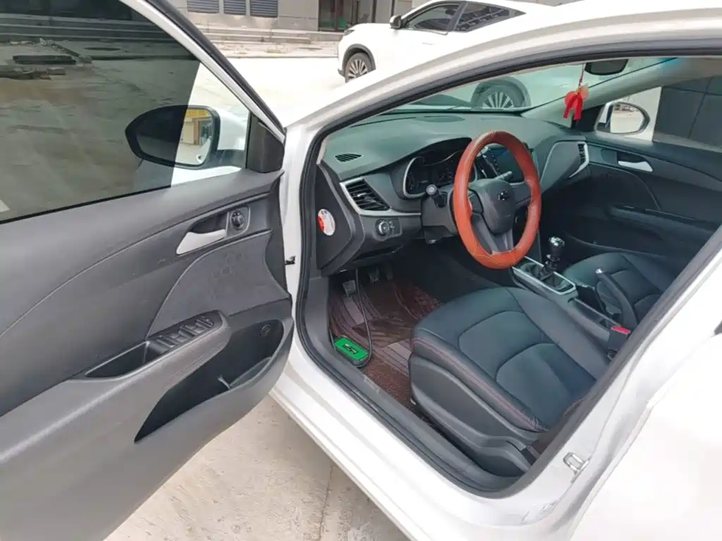 Chevrolet Cavalier — миниатюра 16