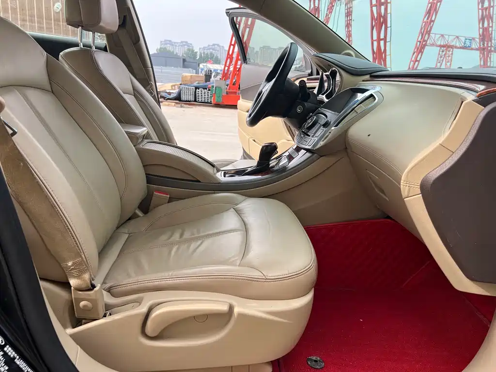 Buick LaCrosse — миниатюра 16