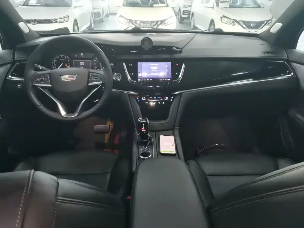 Cadillac XT6 — миниатюра 10