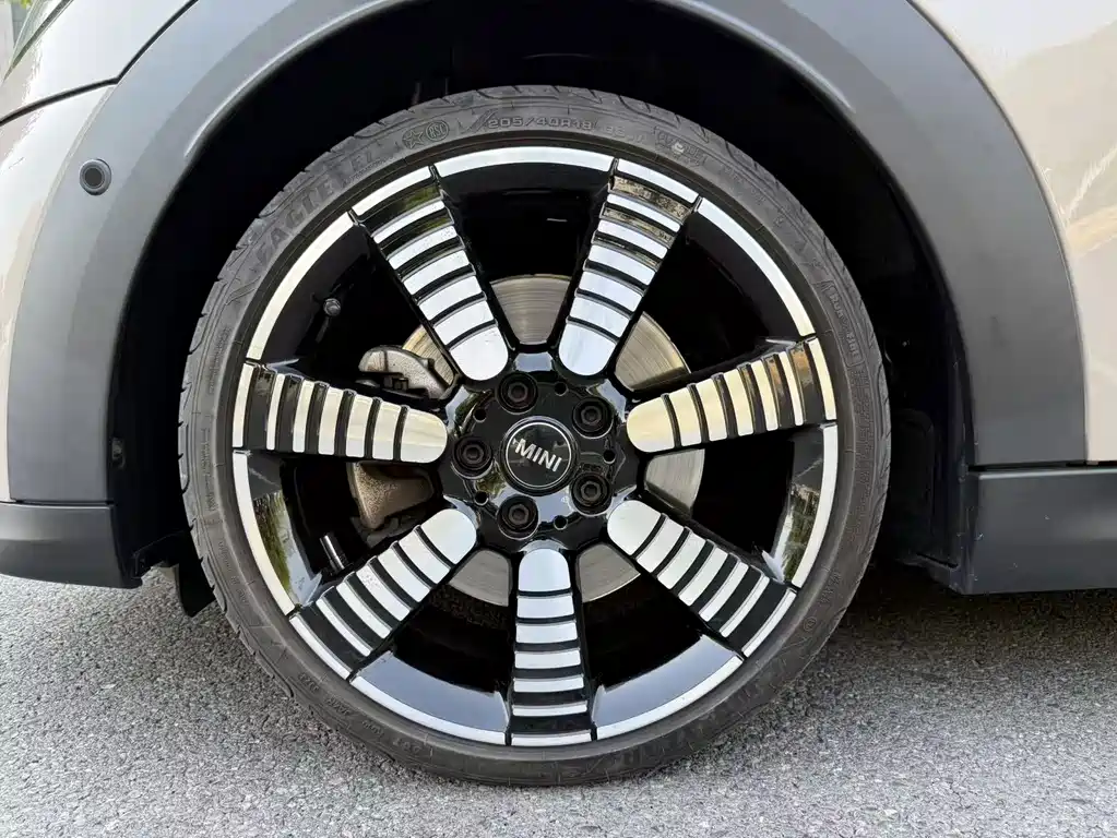 MINI Mini — миниатюра 12