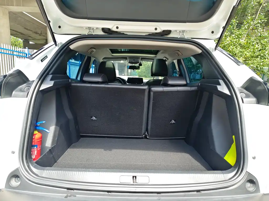 Peugeot 2008 — миниатюра 13